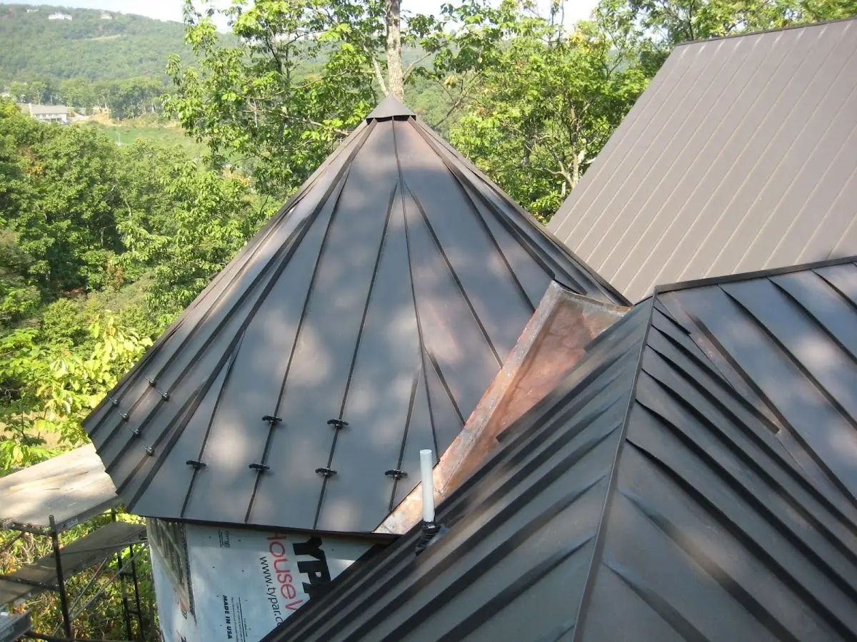 Professional Roof Tarp Installation by Craftsman Roofing in Napili-Honokowai