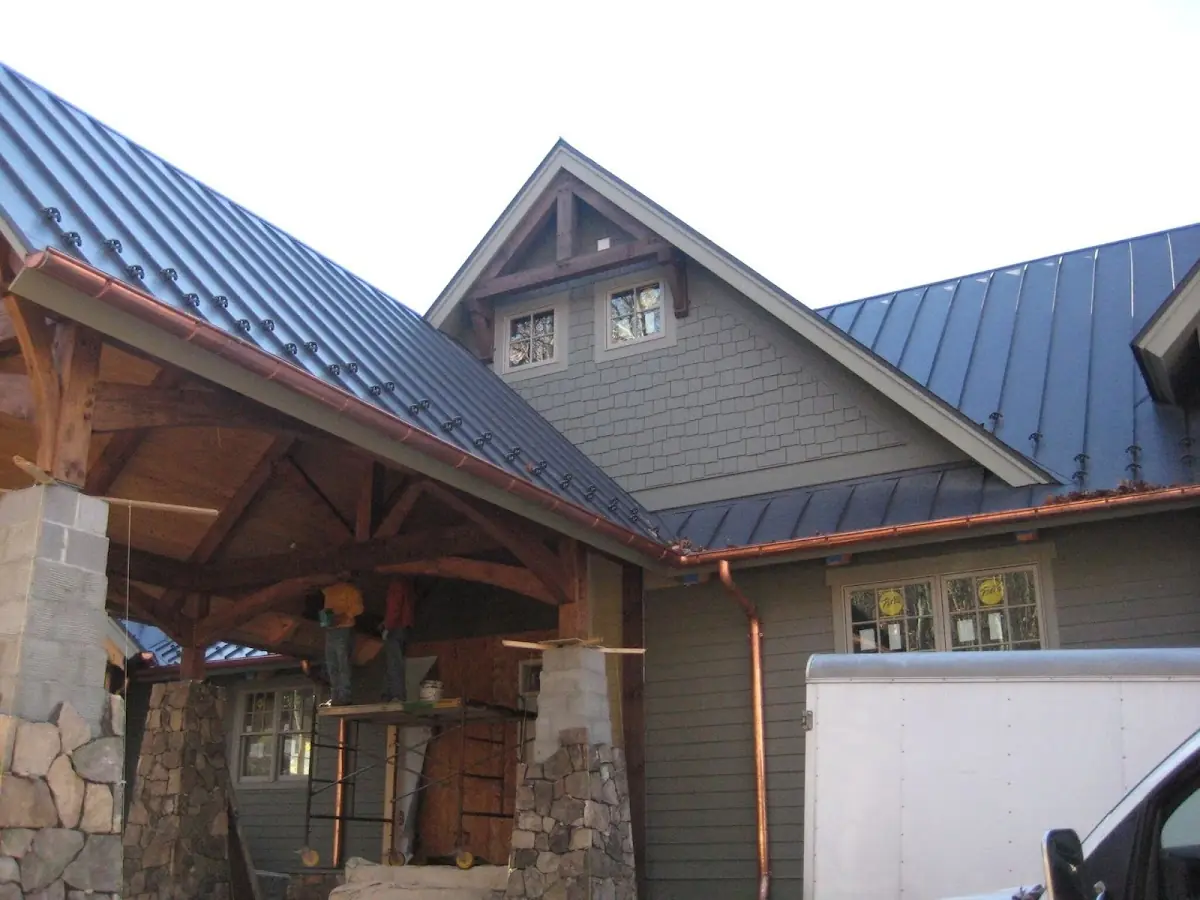 Craftsman Roofing team delivering quality roofing work in Napili-Honokowai